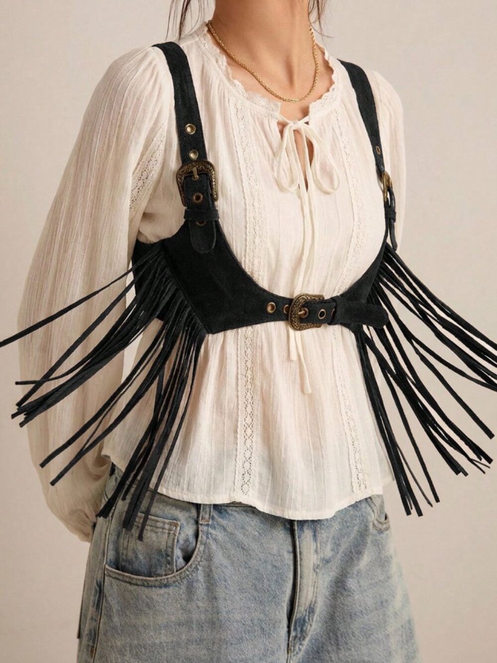 Black Sexy Women's Faux Suede Buckle Fringe Hem Cropped Top